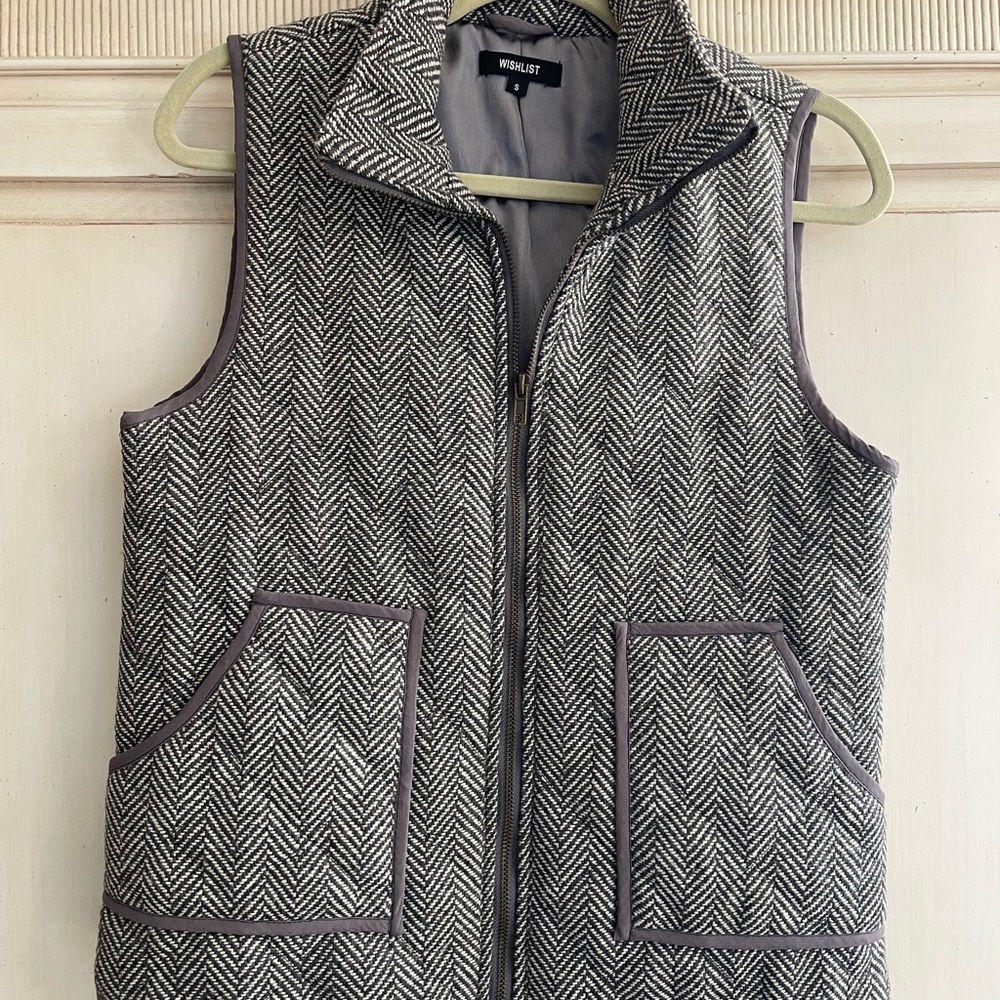WISHLIST Women’s Vest Quilted Brown Gray Taupe Herringbone Sz S Prep Equestrian